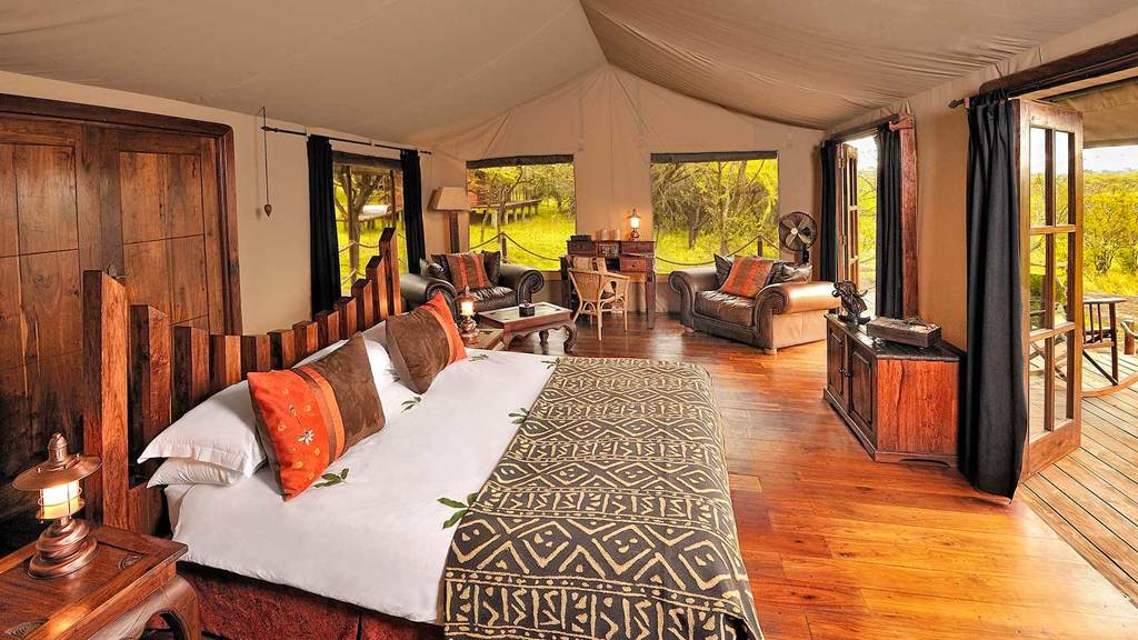 Safari tent